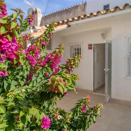 2 Bedroom Stunning In Mijas Costa 펜션 푸엔히롤라