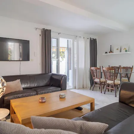 2 Bedroom Stunning In Mijas Costa * 푸엔히롤라